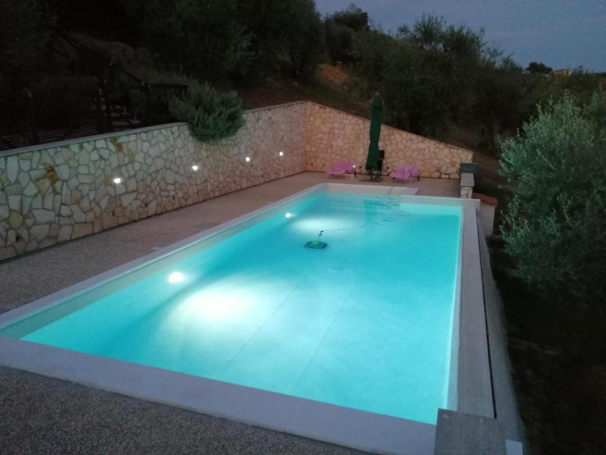 La Tana Delle Stelle B&B Di Charme E Relax Fara in Sabina ภายนอก รูปภาพ