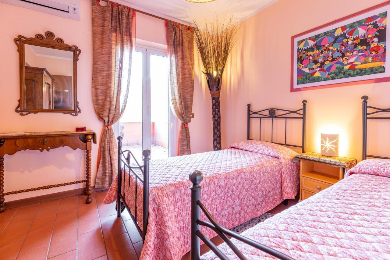La Tana Delle Stelle B&B Di Charme E Relax Fara in Sabina ภายนอก รูปภาพ