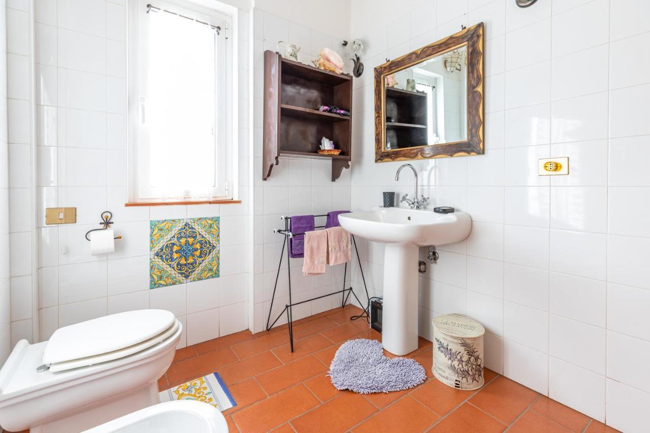 La Tana Delle Stelle B&B Di Charme E Relax Fara in Sabina ภายนอก รูปภาพ